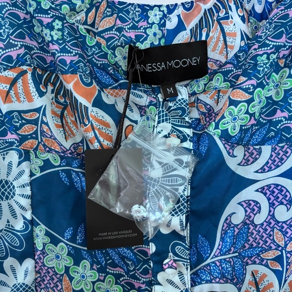 NWT Vanessa Mooney The Elisabeth Daisy Silk Blue Floral Romper Size Small - Picture 8 of 10